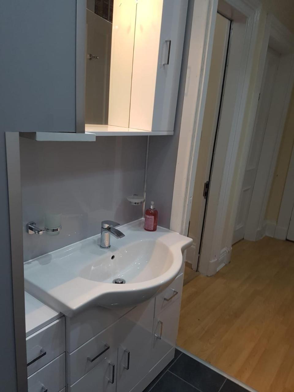 Bentinck Street Ground Floor Apartment Glasgow Exteriér fotografie